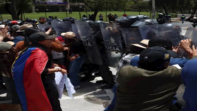 2025 10 5 23 58 4 905.webp