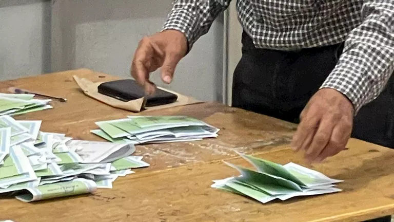 2025 11 25 21 42 15 394.webp