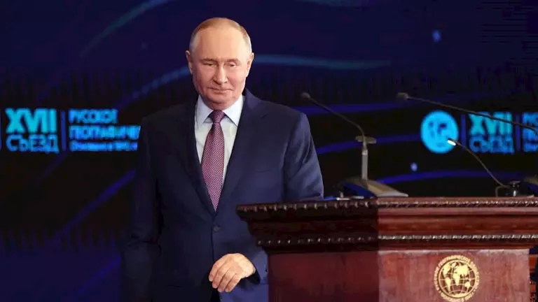 2025 11 4 18 31 0 196.webp