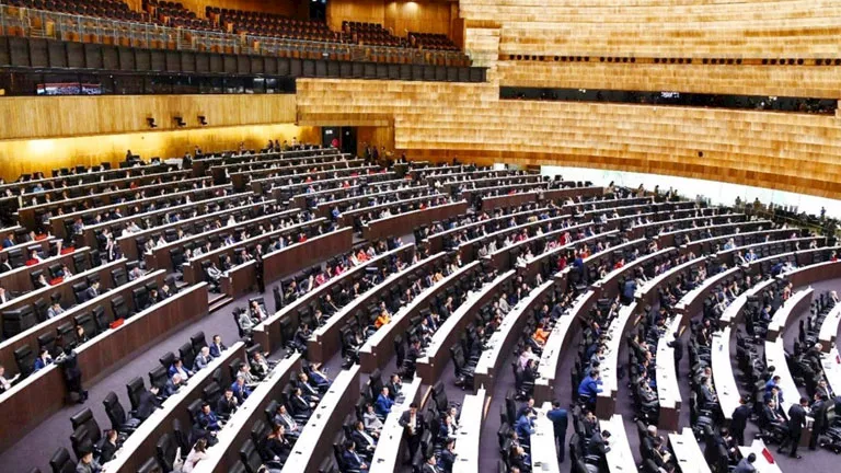 2025 12 12 11 25 38 184.webp