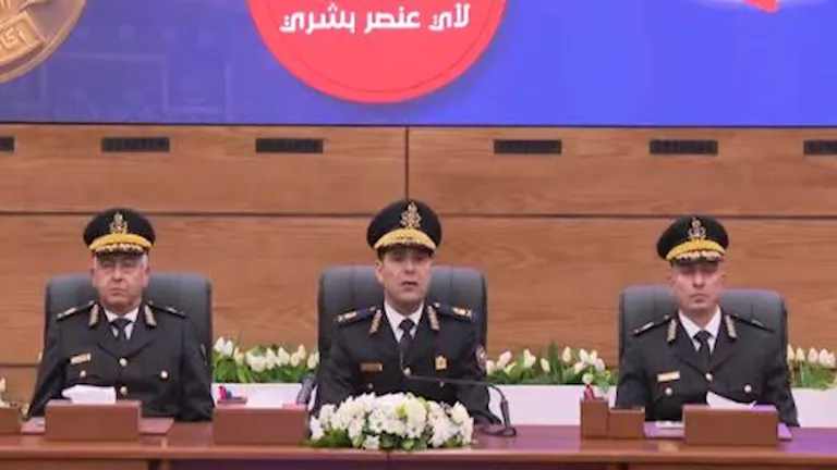 2025 12 14 19 19 15 497.webp