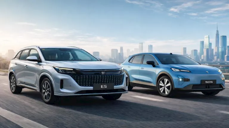 الآن : مقارنة أداء أرخص سيارتين REEV في مصر بمدى سير أكثر من 1100 كيلومترا 1 2025 12 21 16 18 57 426.webp