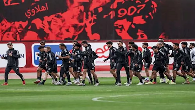 عاجل : "اجتماع توروب".. 10 صور ترصد كواليس مران الأهلي الجماعي استعدادا لمواج 1 2026 1 13 20 11 2 32.webp