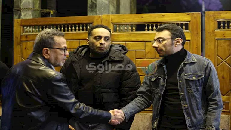 الآن : 14 صورة من عزاء السيناريست هناء عطية بمسجد عمر مكرم 1 2026 1 5 19 18 12 552.webp