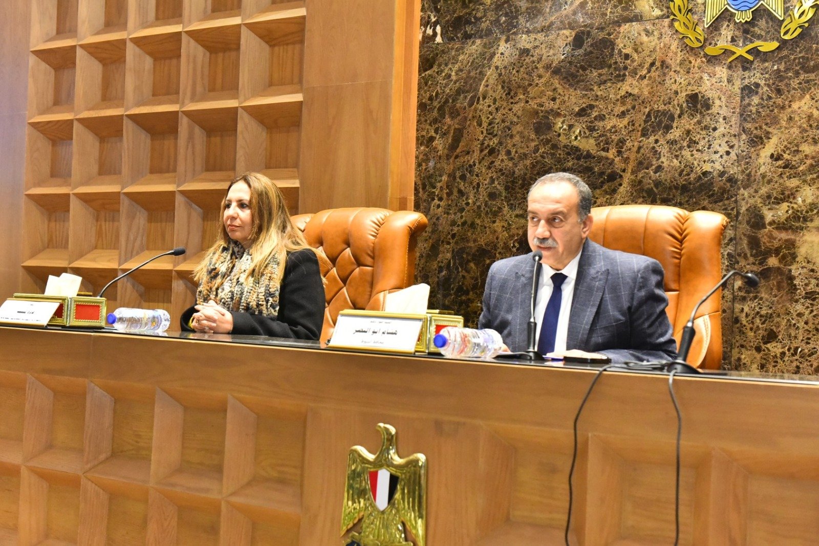 محافظ أسيوط ونائب وزير الاتصالات