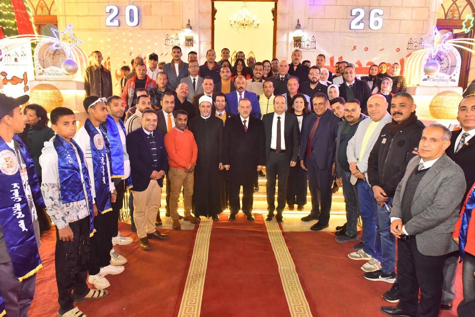 محافظ أسيوط يزور مطرانية منفلوط والكنيسة الإنجيلية الأولى بحي غرب 37