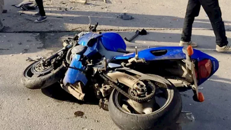 مصرع شاب وإصابة آخر إثر سقوط دراجة بخارية أول أيام عيد الفطر 4 2026 3 20 14 44 51 663.webp