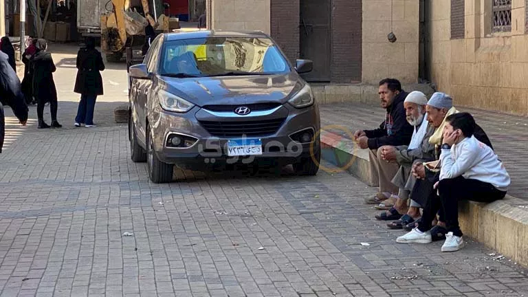 الشحات مبروك يصل كفر الشيخ لتشييع جثمان زوجته من مسجد إبراهيم الدسوقي 1 2026 3 8 11 54 41 639.webp