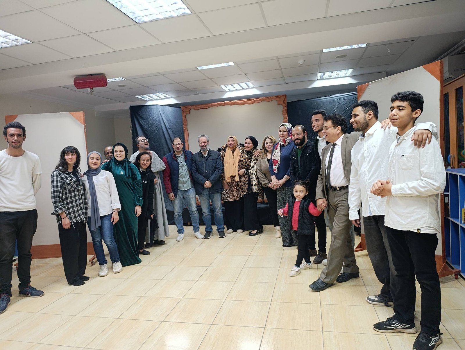 مسرحية ابناء النور