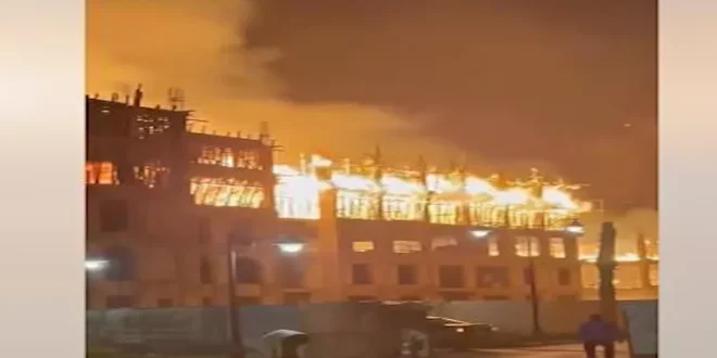 السيطرة على حريق داخل كمبوند شهير بمدينة الشيخ زايد