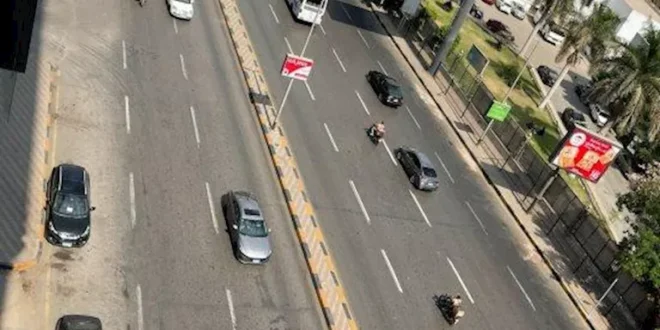 انتظام حركة السيارات بمحاور القاهرة والجيزة