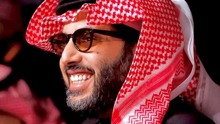 تركي آل الشيخ يرحب بنجوم الغناء العربي استعدادا لمشاهدة فيلم سفن دوجز | ضي النهار بعد "محتاج اللي يساعدني" تركي آل الشيخ يوجه رسالة للملحن نادر نور