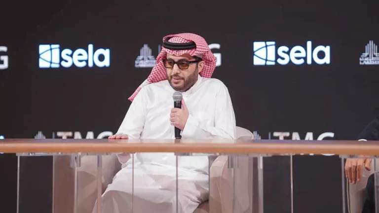 تركي آل الشيخ يشيد بهشام طلعت مصطفى: استثمر في الصحراء فأصبح من أكبر ا