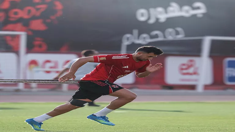 تريزيجيه يشارك في مران الأهلي الجماعي