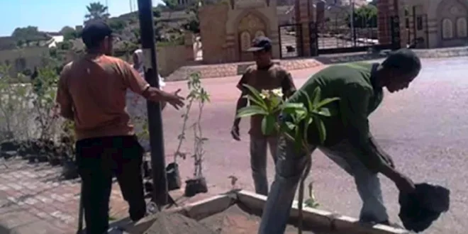 خطة بديلة للعمل المسائي لحماية عمال النظافة من الإجهاد الحراري في أسوا