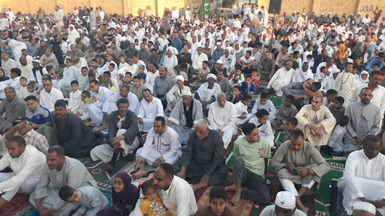 داخل 2300 مسجدا 53 ساحة.. أهالى أسوان يؤدون صلاة عيد الأضحى