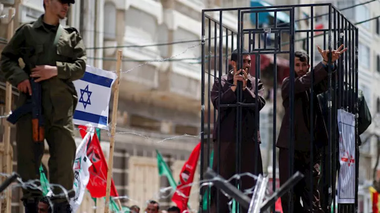 دخول قانون إعدام الأسرى الفلسطينيين حيز التنفيذ بالضفة الغربية