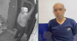 فيديو مثير في بورسعيد.. زوج يشعل النار بباب شقة زوجته إثر خلافات أسرية