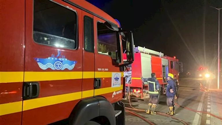 السيطرة على حريق أعلى سطح حي عابدين بالقاهرة | ضي النهار قرار من جهات التحقيق بشأن حريق مخلفات داخل مصنع بالسلام