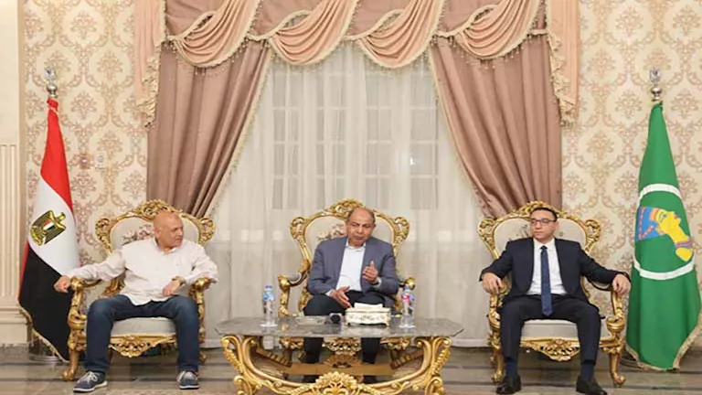 كدواني يستقبل نائب وزير الإسكان لمتابعة عدد من المشروعات