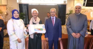 محافظ بني سويف يلتقي حجاج الجمعيات الأهلية