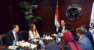 محمد عوض يبحث خطط تطوير منظومة الجودة بهيئة الاستثمار