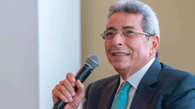 محمود سعد: الاقتصاد الهامشي يعقد إثبات دخل الآباء في المحاكم