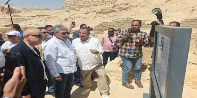 وزير السياحة ومحافظ الأقصر يفتتحان مقبرتي أمنحتب وساموت بجبانة الخوخة