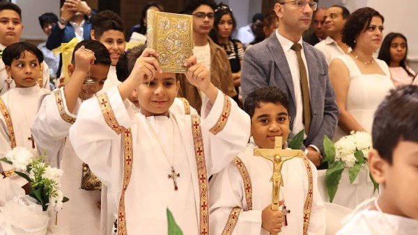 قداس المناولة الاحتفالية لأبناء وبنات كنيسة العائلة المقدسة بالزيتون | ضي النهار 765393873487202606221054265426