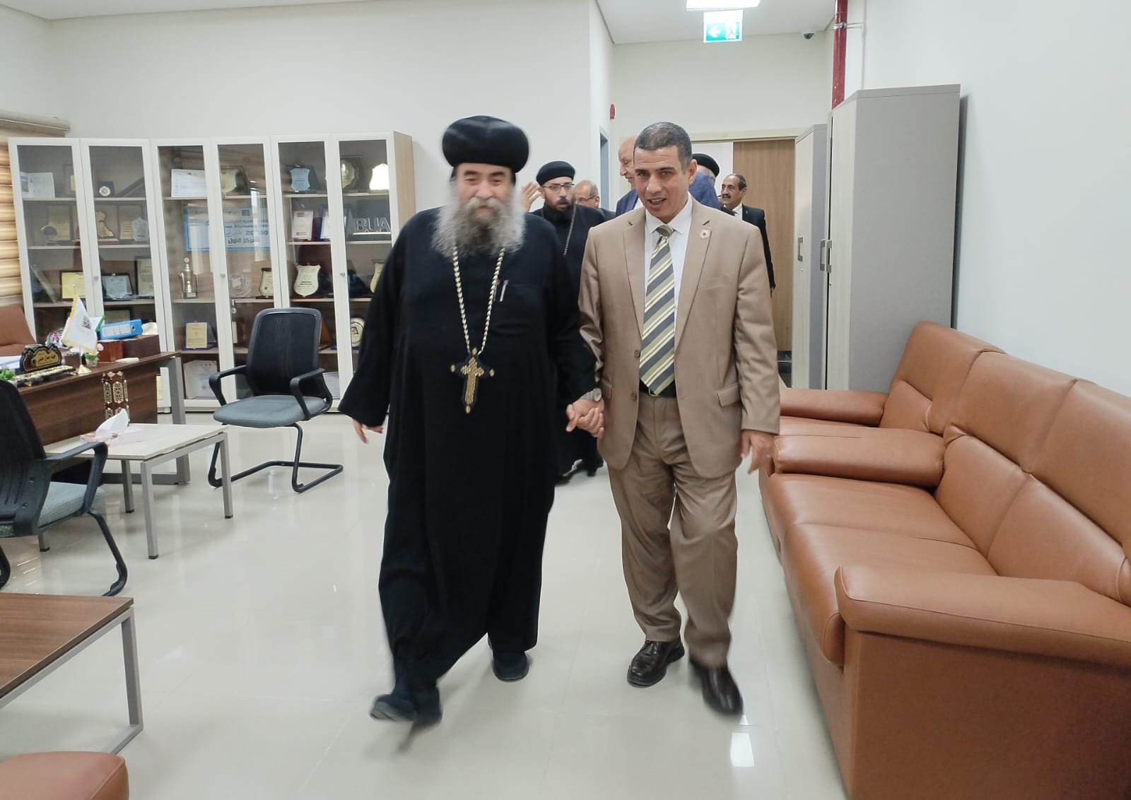 2104 طلاب يؤدون امتحاناتهم بجامعة أسيوط الجديدة التكنولوجية.. ورئيس الجامعة يتابع اللجان ميدانيًا | ضي النهار WhatsApp Image 2026 06 02 at 3.51.15 PM