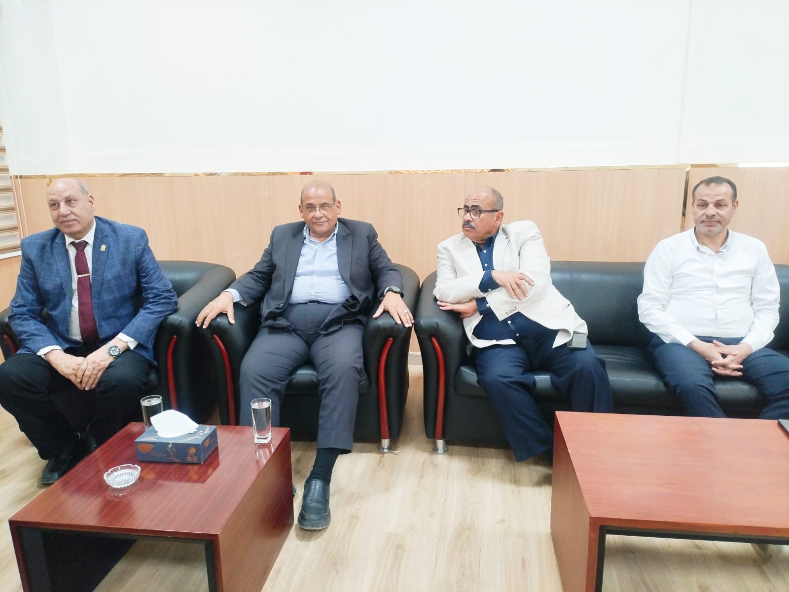 2104 طلاب يؤدون امتحاناتهم بجامعة أسيوط الجديدة التكنولوجية.. ورئيس الجامعة يتابع اللجان ميدانيًا | ضي النهار WhatsApp Image 2026 06 02 at 3.51.18 PM 1