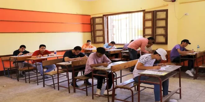 إغماء طالبة وإصابة أخرى بمغص كلوي داخل لجان الثانوية العامة بالشرقية