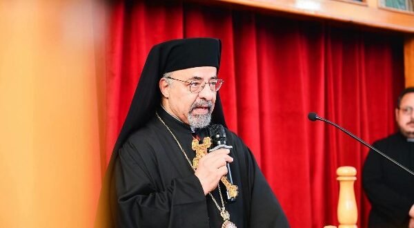 البطريرك الأنبا إبراهيم إسحق يترأس قداس وجناز القمص أنطونيوس غطاس