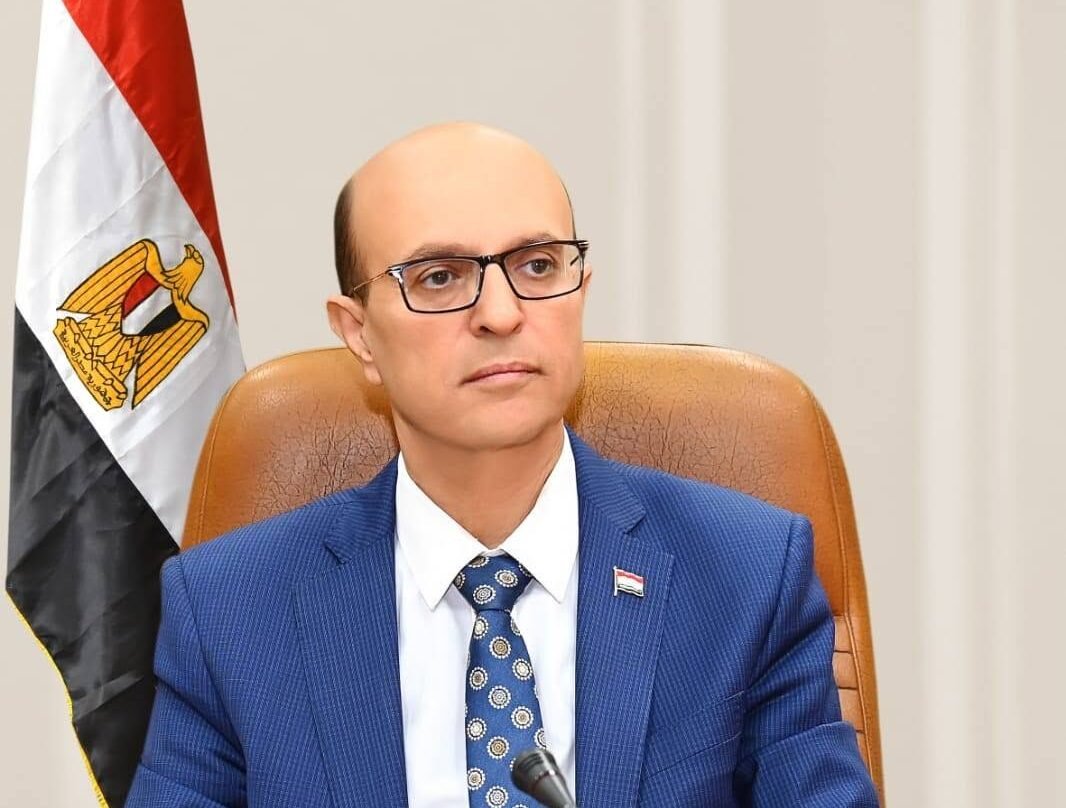 الدكتور أحمد المنشاوي رئيس جامعة أسيوط