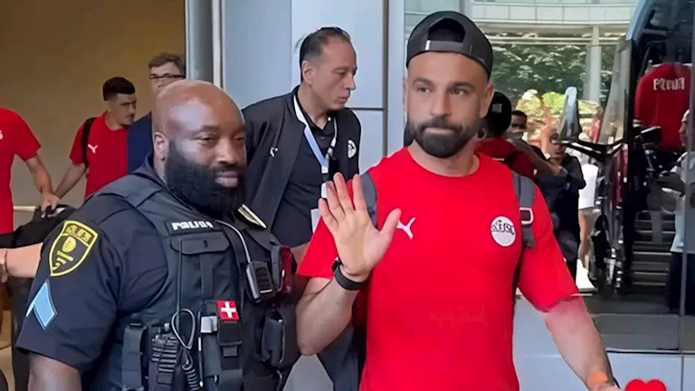 الشرطي الأمريكي إيرك هادسون يكشف سر تشجيعه للمنتخب المصري بالمونديال