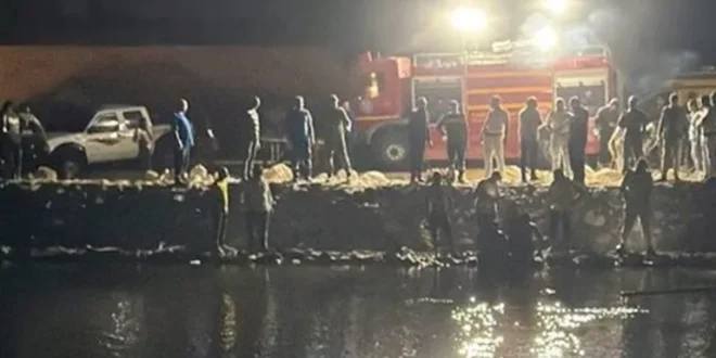 انتشال سيارة سقطت في ترعة المريوطية
