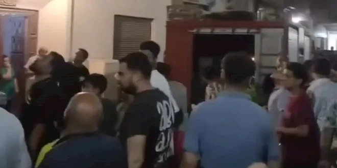اندلاع النيران في مخلفات داخل مبنى الخدمات.. والحماية المدنية تنجح في