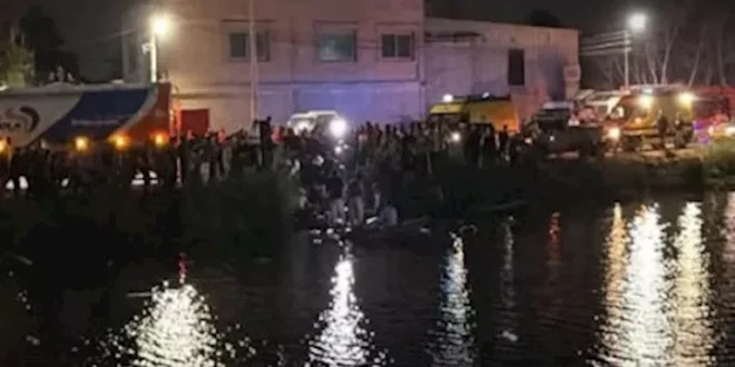 انقلاب سيارة ربع نقل داخل ترعة المريوطية جنوب الجيزة