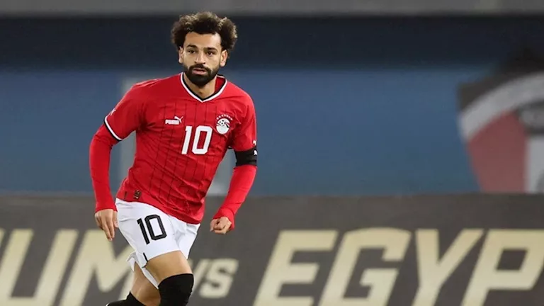 بالفيديو.. احتفالات صاخبة للاعبي مصر بعد الفوز التاريخي