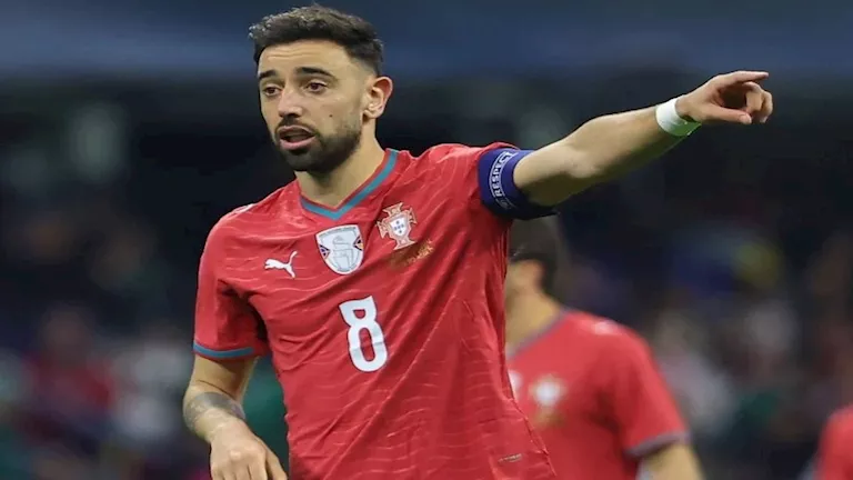 برونو فرنانديز يكشف كيف ينطق اسمه بشكل صحيح