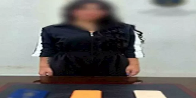 "بلوجر أجنبية" تنشر مقاطع فيديو مثيرة فانتهت داخل حجز قسم أكتوبر