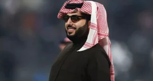 تركي ال الشيخ يحتفي بجمهور حفل أصالة في جدة