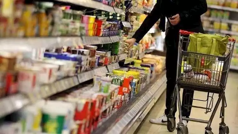 جنينة: الربع الرابع سيشهد تخفيضات مع انخفاض الشحن والدولار