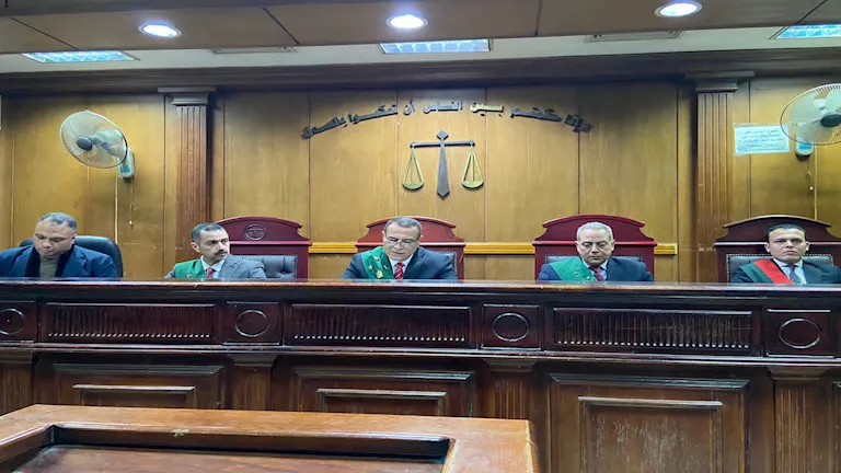 رئيس شهر عقاري سابق ينفي علمه بتزوير جواز السفر