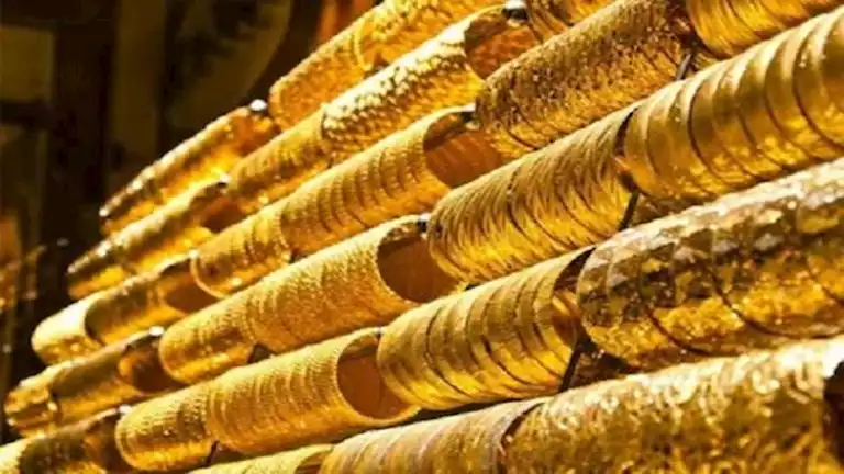 سعر الذهب عيار 24 يتراجع 150 جنيهًا خلال تعاملات اليوم إلى 6995 جنيهًا