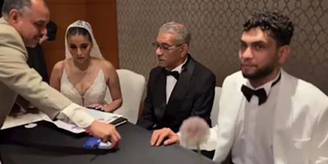 سيد رجب يحتفل بزفاف نجله وسط الأسرة