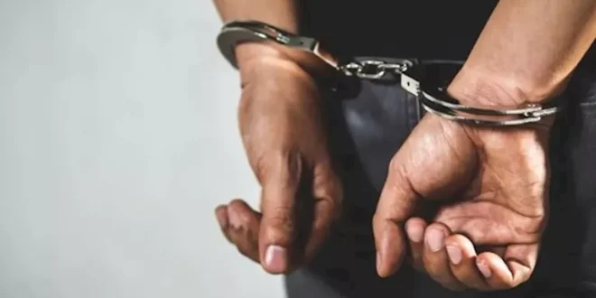 ضبط 3 طلاب بالقاهرة لاتهامهم بمضايقة سيدة أمام شرفة منزلها