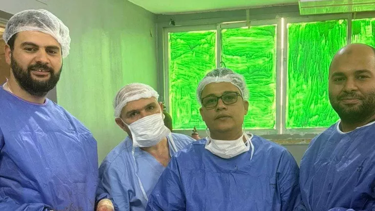 فريق طبي بالفيوم ينجح في استئصال ورم مبيض ضخم لسيدة أربعينية | ضي النهار فريق طبي بالفيوم ينجح في استئصال ورم مبيض ضخم لسيدة أربعينية