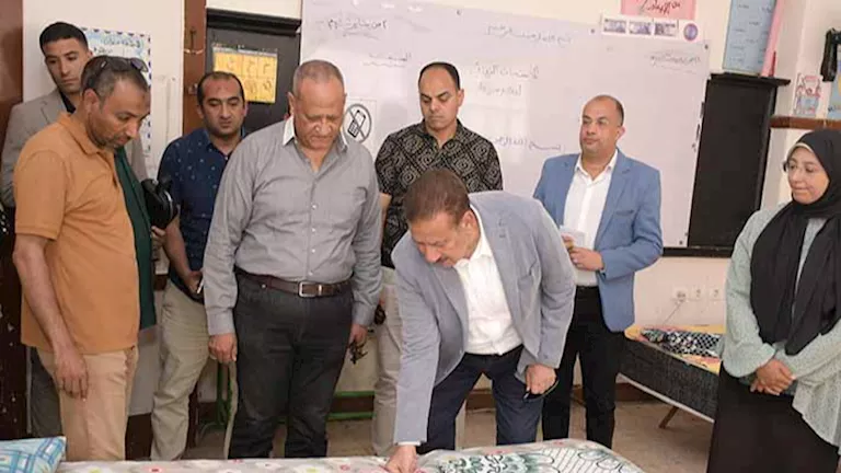 محافظ بورسعيد يتابع جاهزية استراحات مراقبي الثانوية العامة