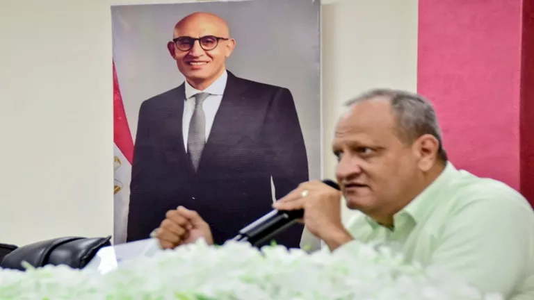 محافظ بورسعيد يوجه برفع درجة الاستعداد وتأمين لجان الثانوية العامة